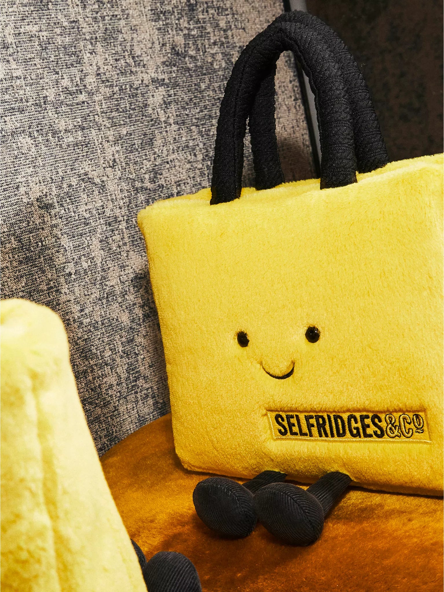 Exclusive to Selfridges Jellycat Amuseables Selfridges Bag